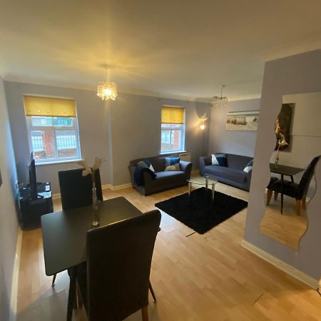 Bambz Apartment 3 Manchester Eksteriør bilde